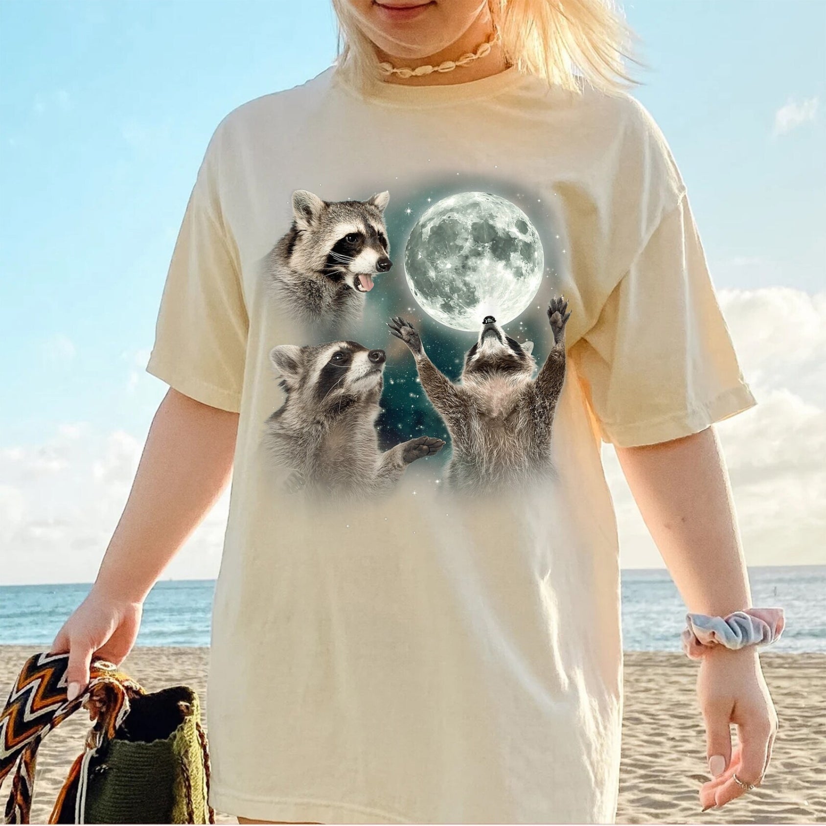 Three Raccoons Howling at the Moon Vintage Retro T-Shirt - Printed Tales