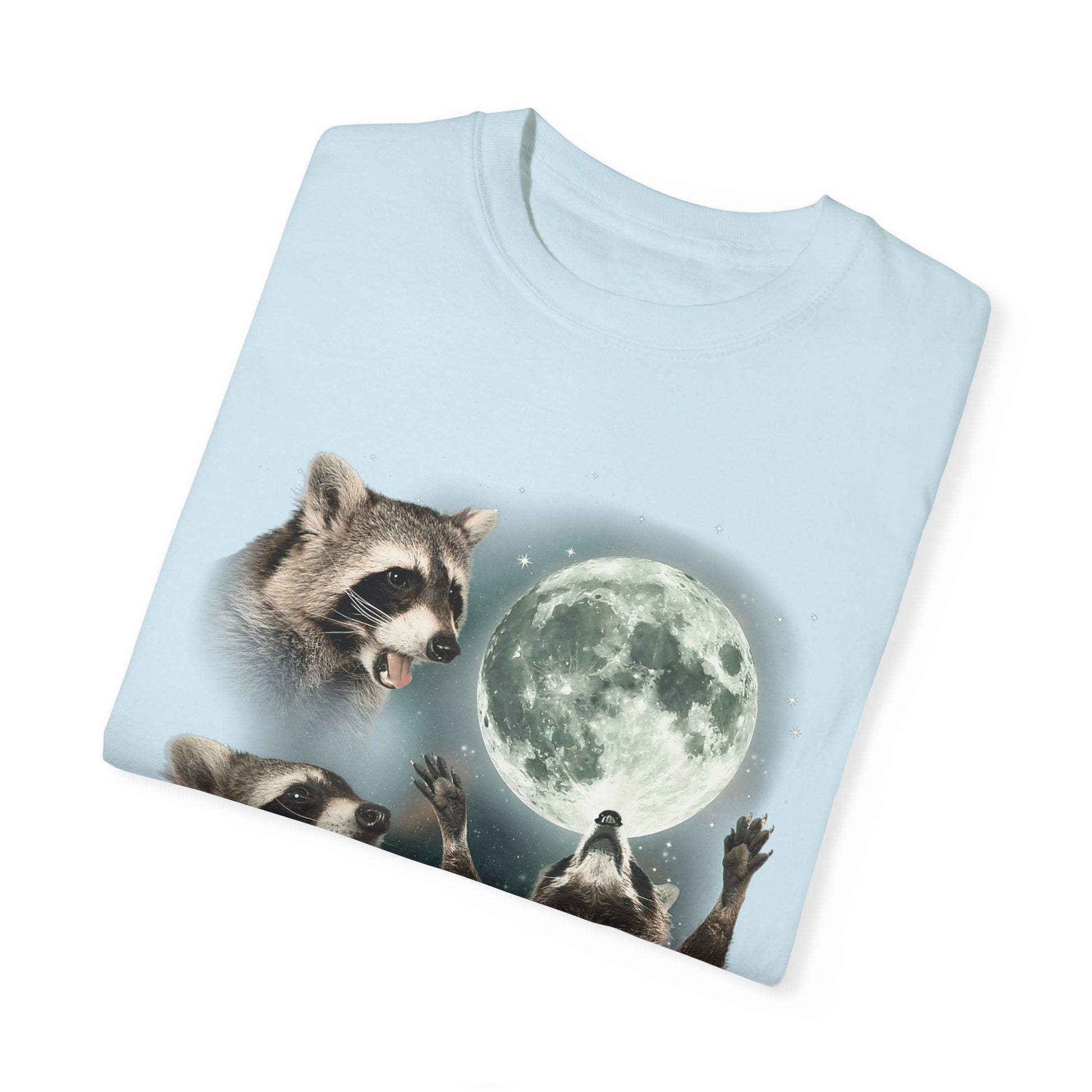 Three Raccoons Howling at the Moon Vintage Retro T-Shirt - Printed Tales