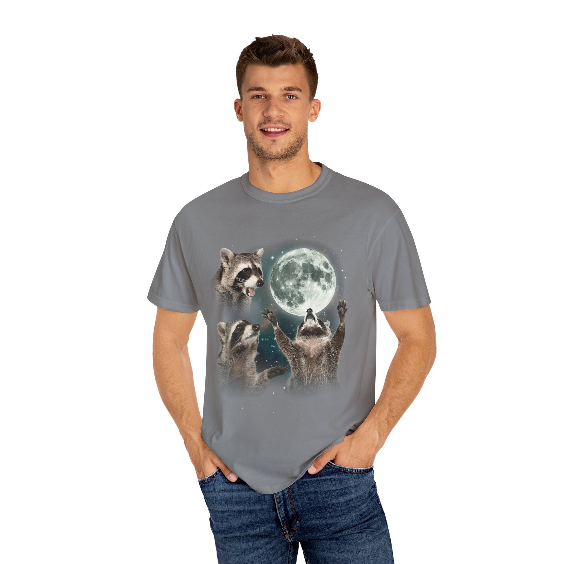 Three Raccoons Howling at the Moon Vintage Retro T-Shirt - Printed Tales