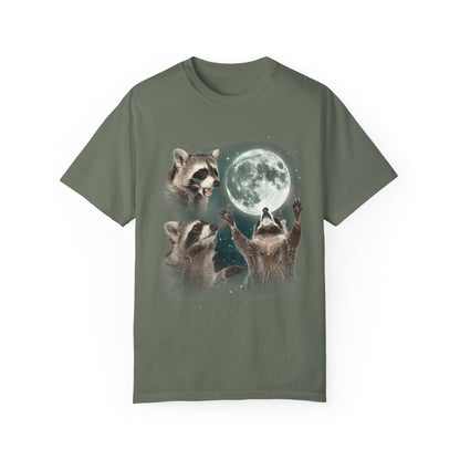 Three Raccoons Howling at the Moon Vintage Retro T-Shirt - Printed Tales