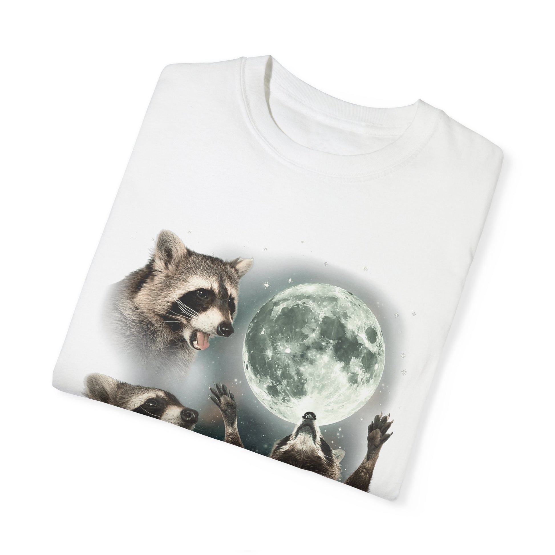 Three Raccoons Howling at the Moon Vintage Retro T-Shirt - Printed Tales
