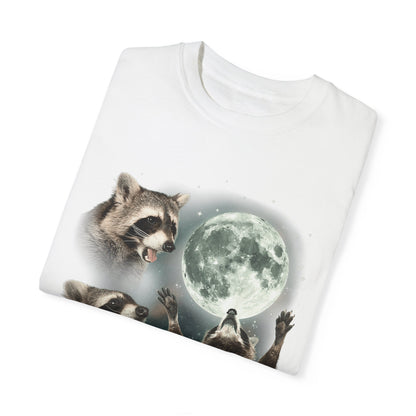 Three Raccoons Howling at the Moon Vintage Retro T-Shirt - Printed Tales