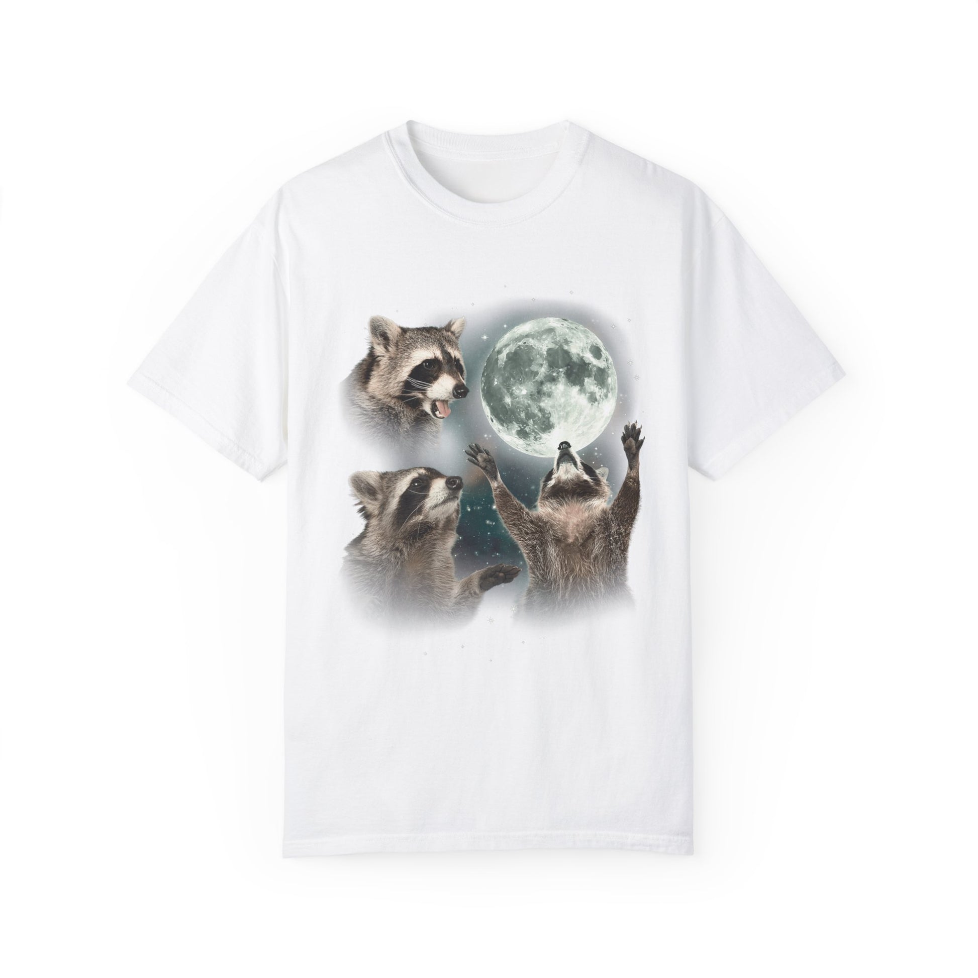 Three Raccoons Howling at the Moon Vintage Retro T-Shirt - Printed Tales