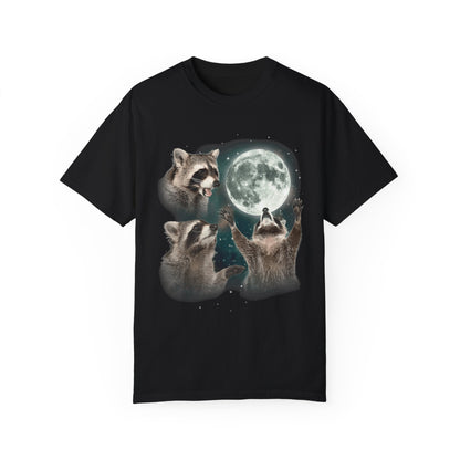 Three Raccoons Howling at the Moon Vintage Retro T-Shirt - Printed Tales
