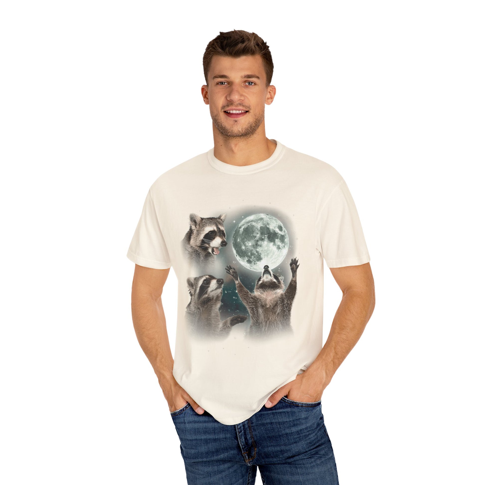 Three Raccoons Howling at the Moon Vintage Retro T-Shirt - Printed Tales
