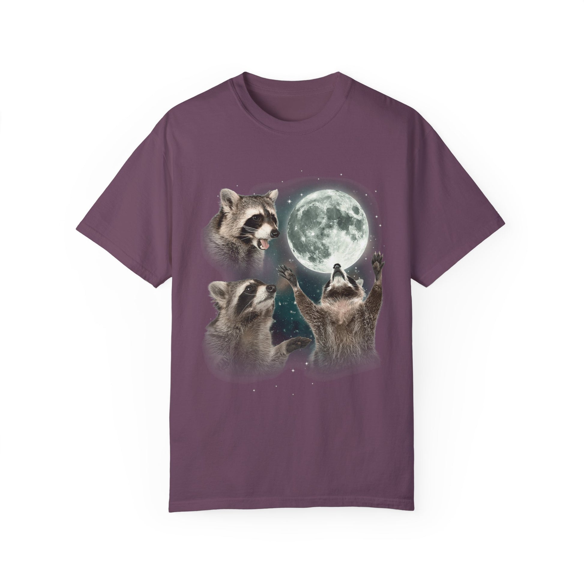 Three Raccoons Howling at the Moon Vintage Retro T-Shirt - Printed Tales