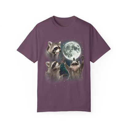 Three Raccoons Howling at the Moon Vintage Retro T-Shirt - Printed Tales