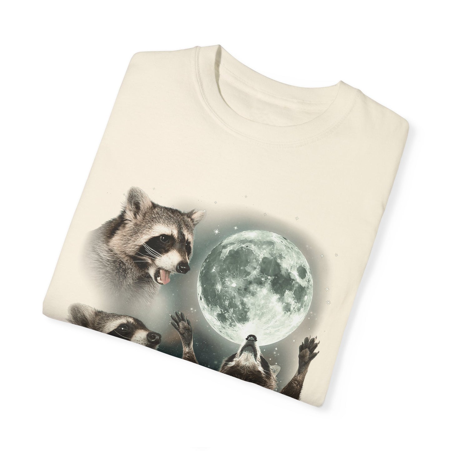 Three Raccoons Howling at the Moon Vintage Retro T-Shirt - Printed Tales